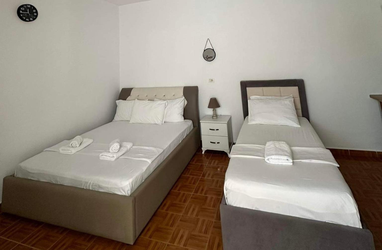 Nardi Guesthouse Ксамил Екстериор снимка